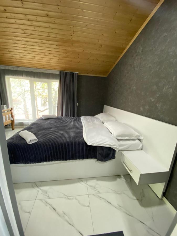 Buo'S Guest House Bordschomi Exterior foto